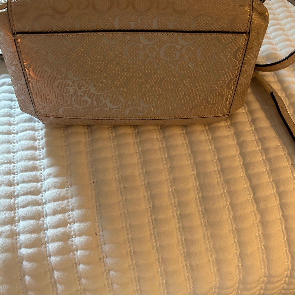 GUESS Tan Handbag - Picture 3 of 4